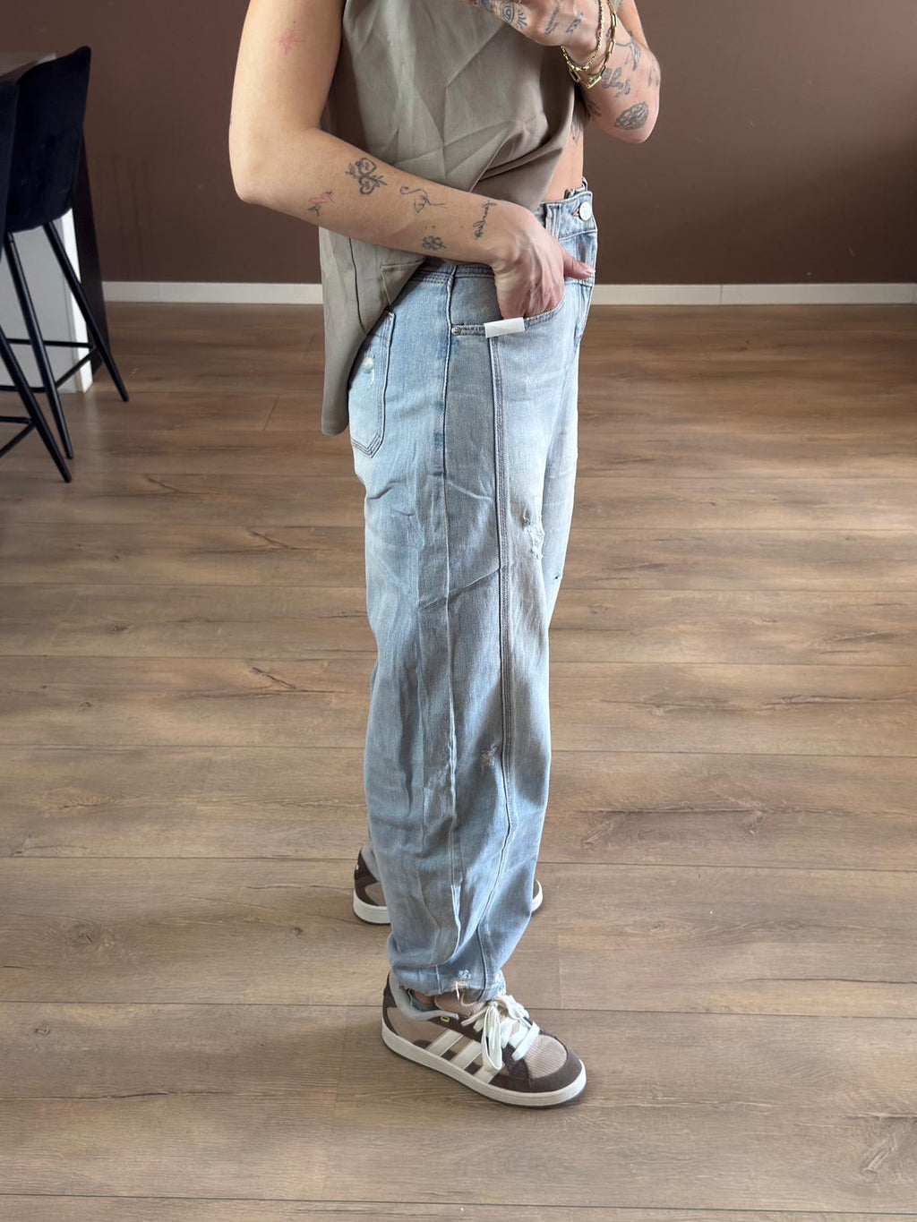 Ripped balloon jeans