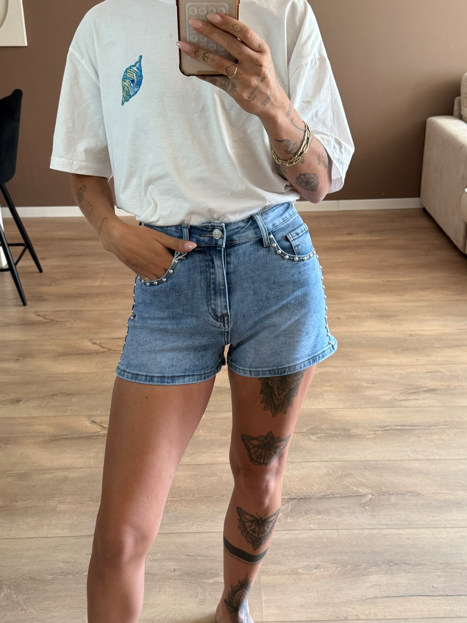 Vella short
