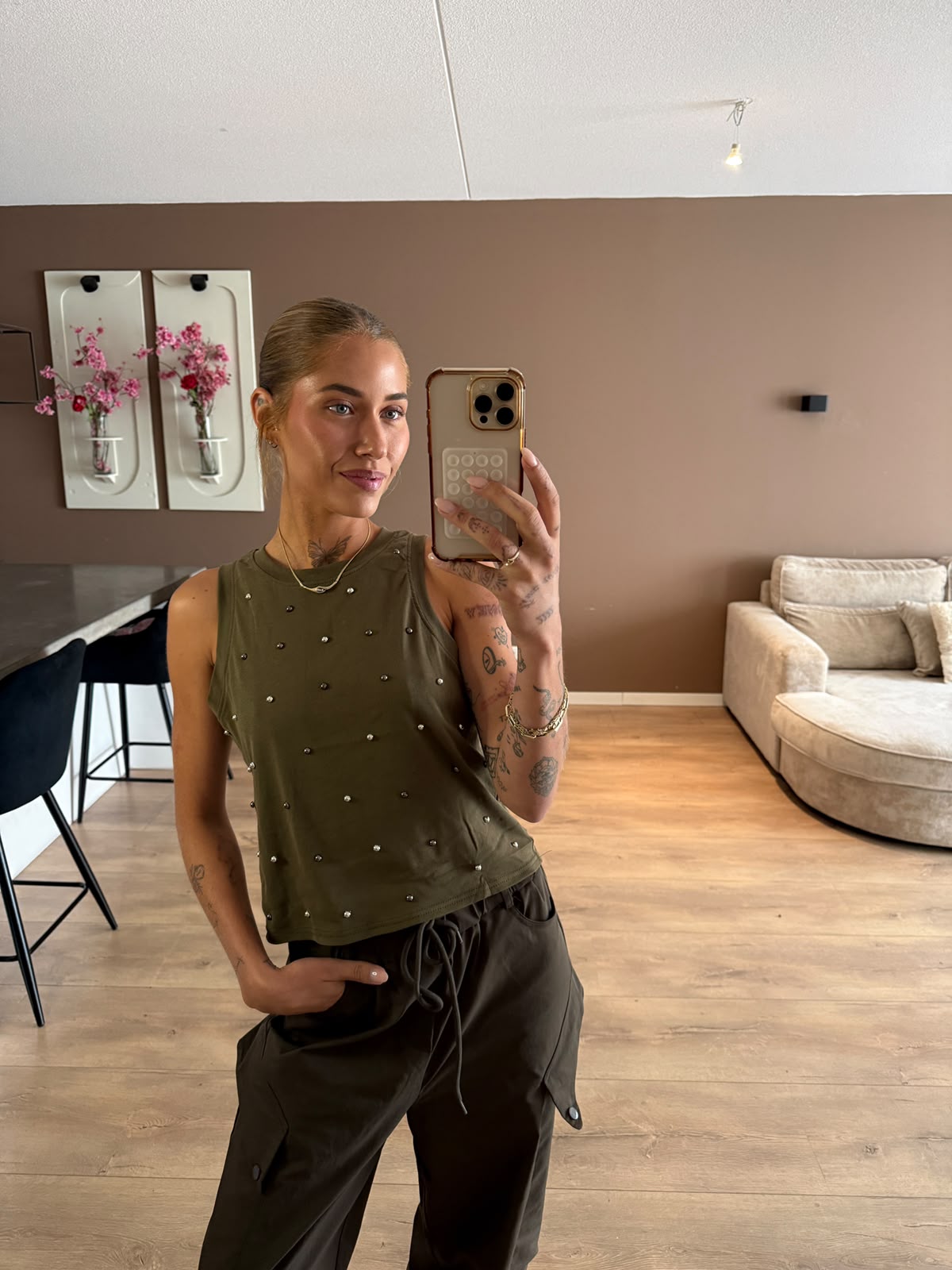 Khaki tanktop