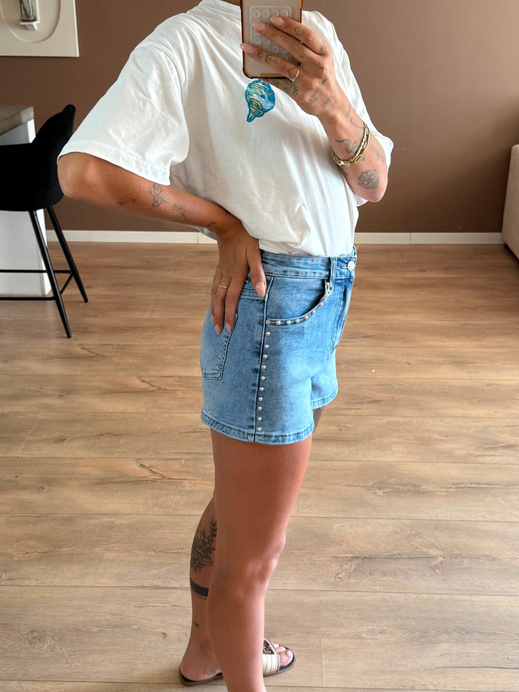 Vella short