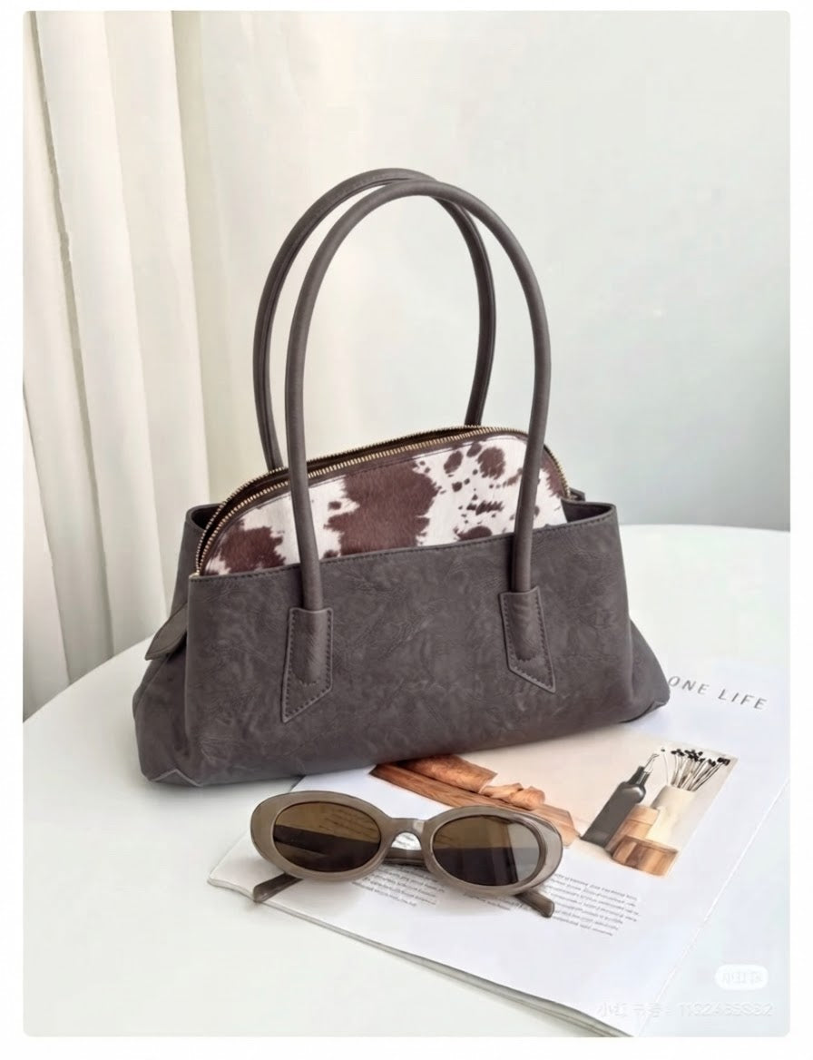 Print shoulder bag