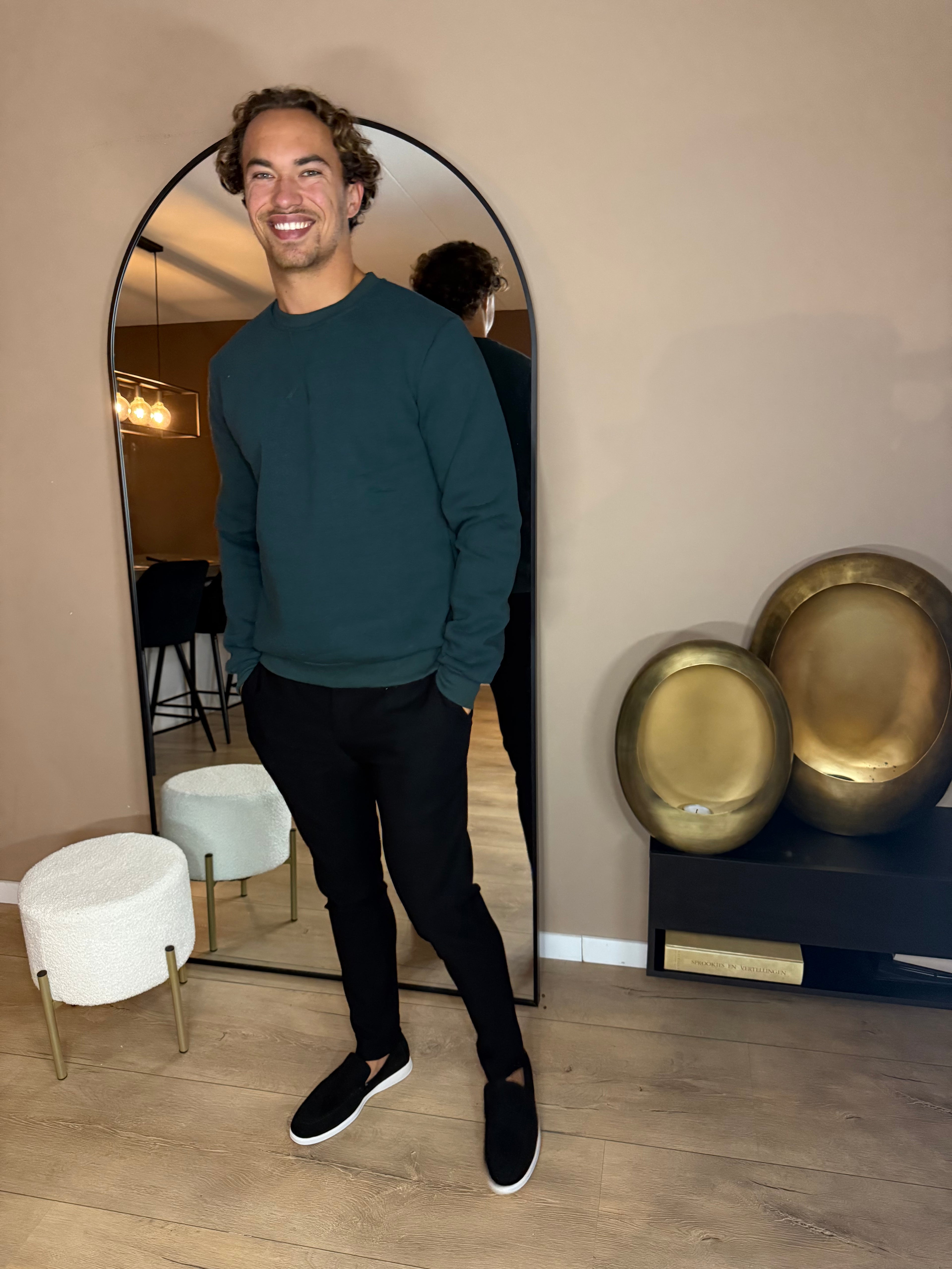 De basic sweater