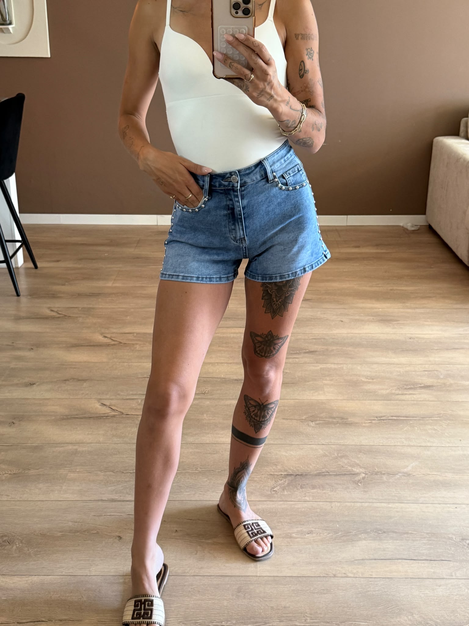 Stut short