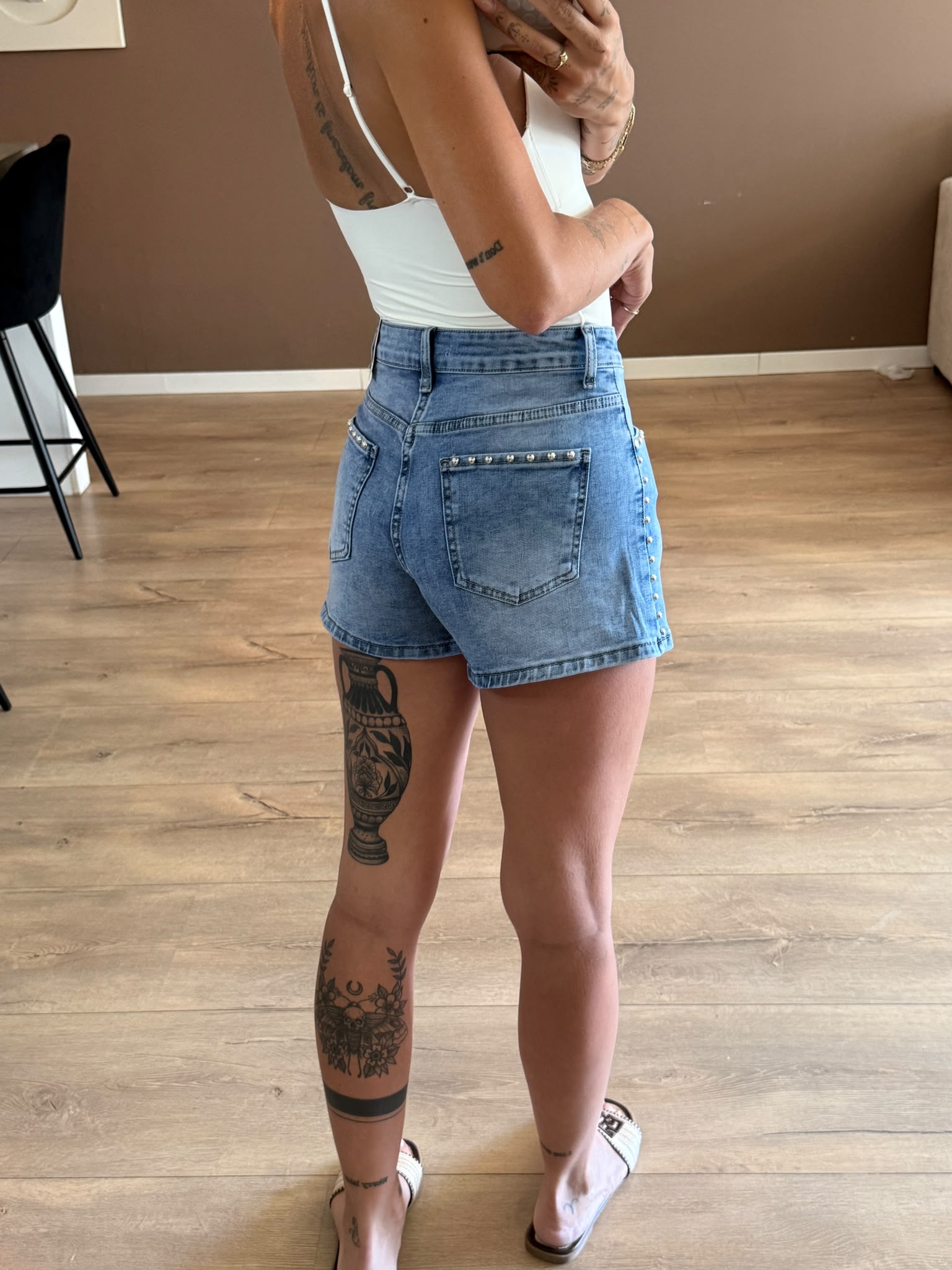 Stut short