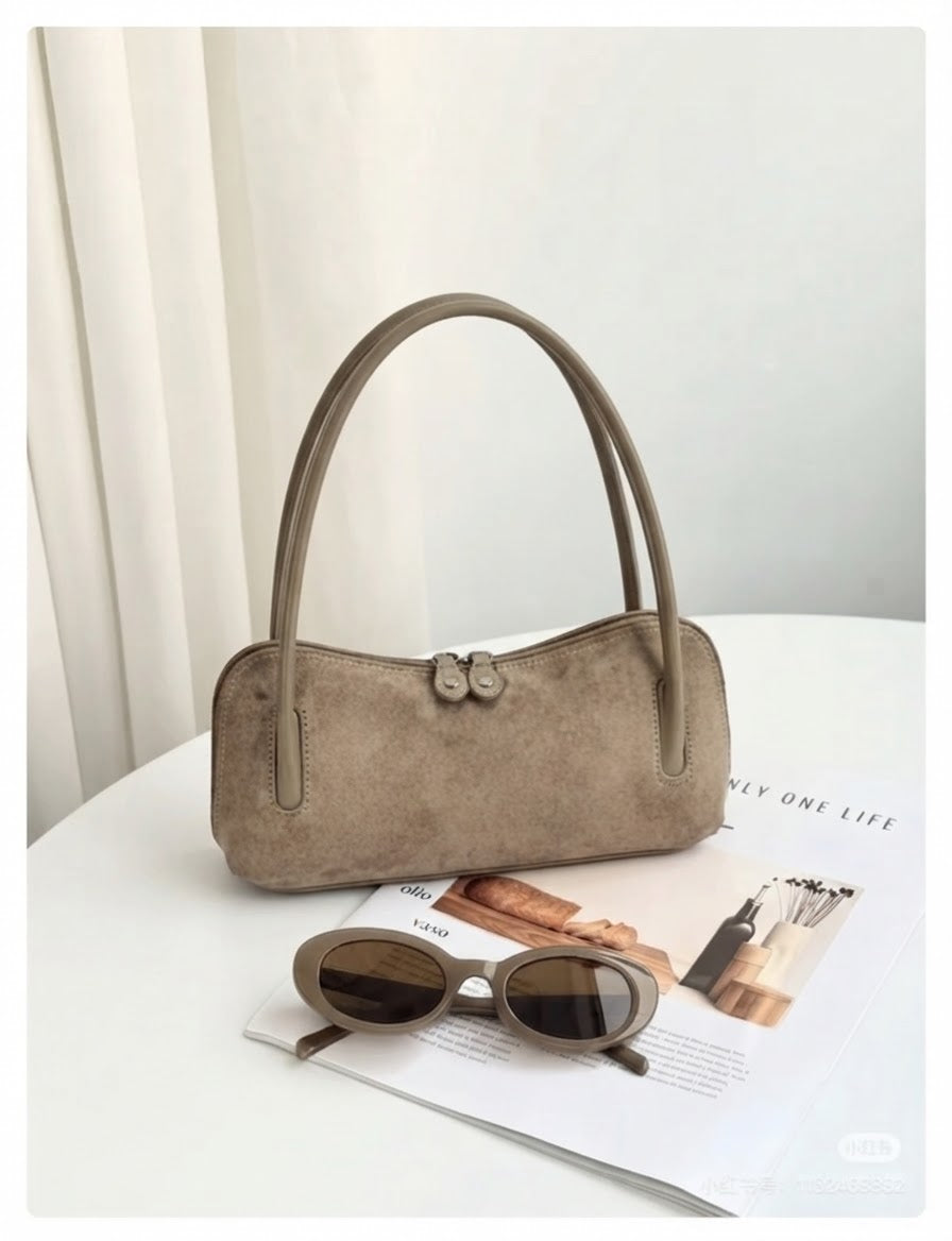 Lady shoulder bag