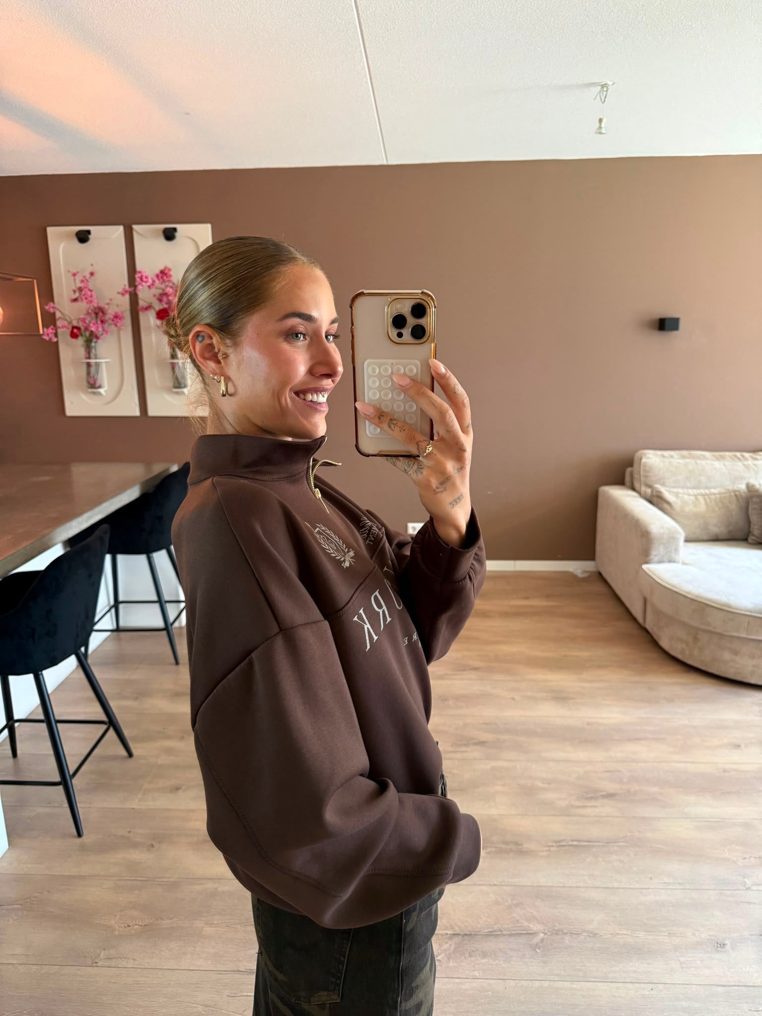 New York sweater bruin