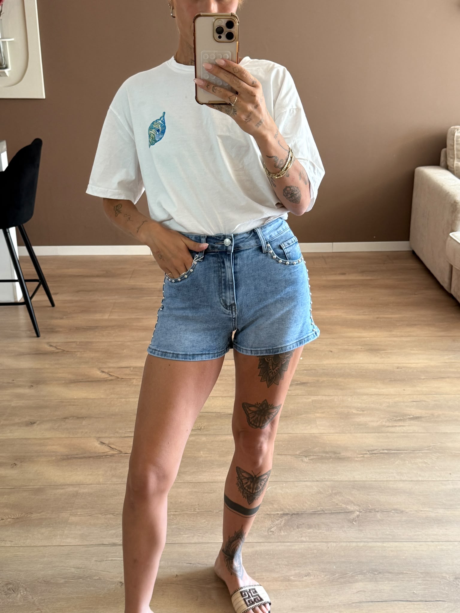 Vella short