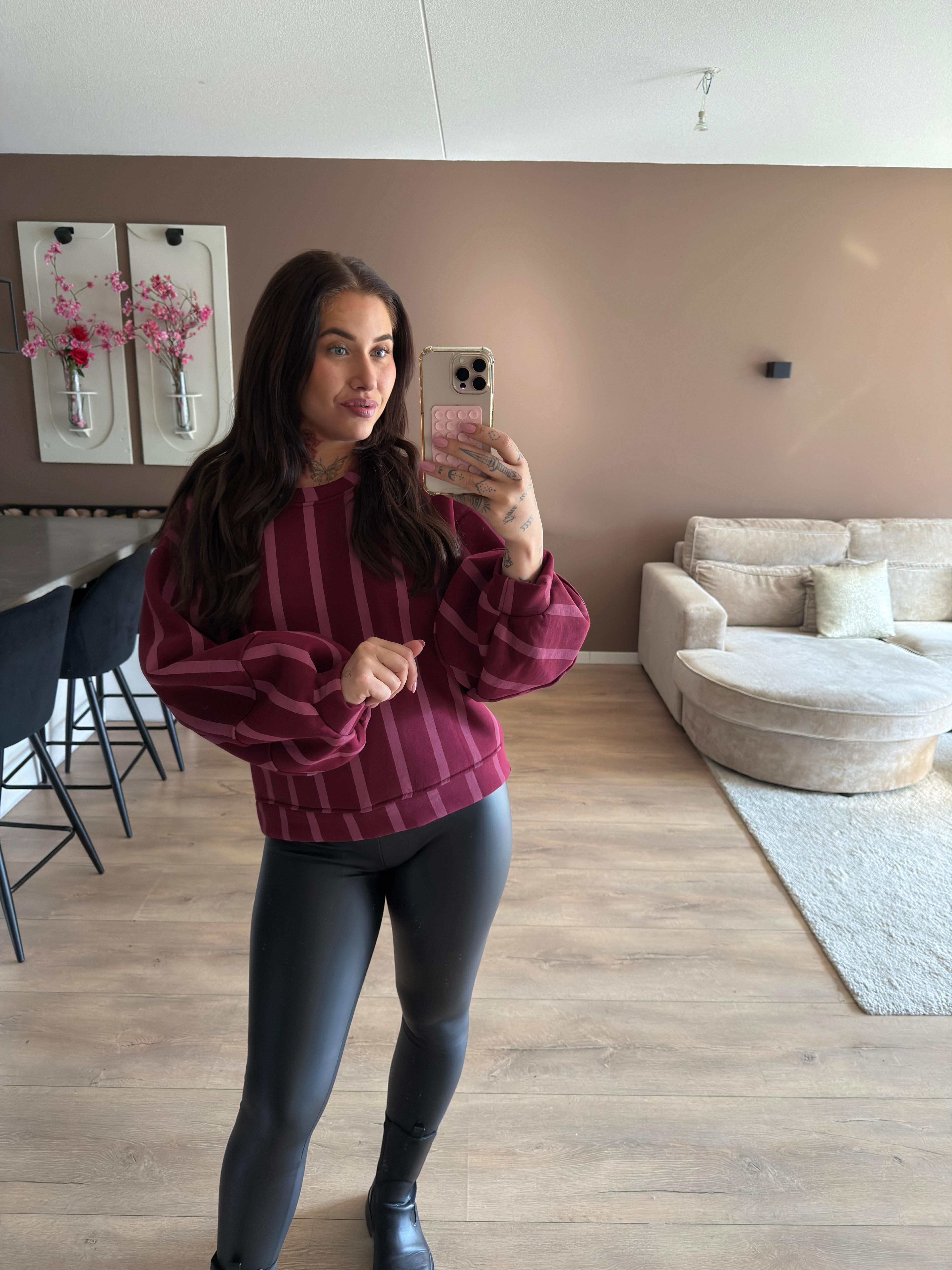 Type TikTok sweater