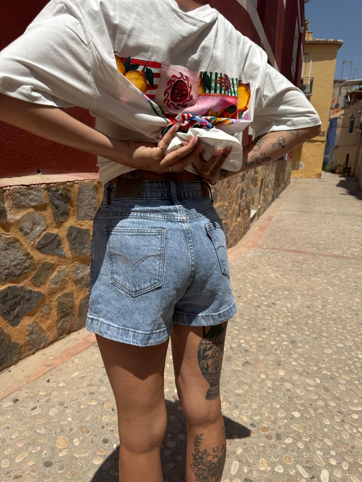 Vella short