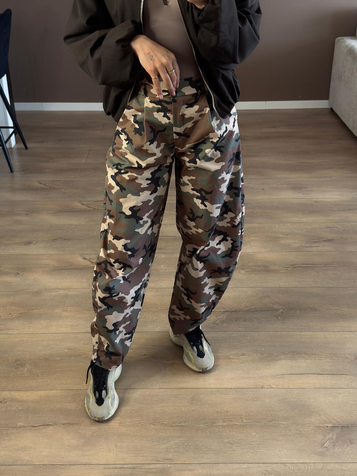 Camo balloon jeans