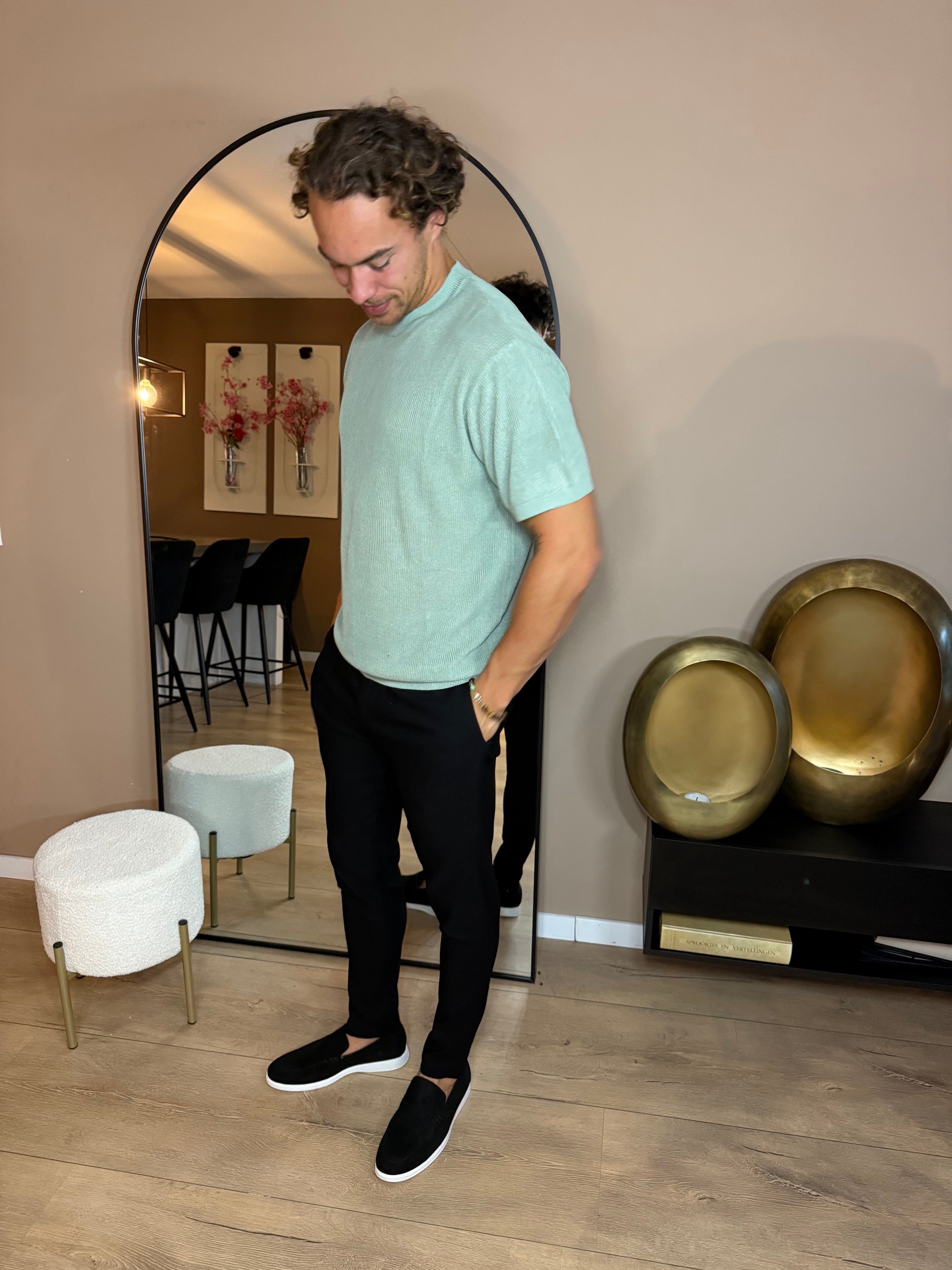 Levi tee
