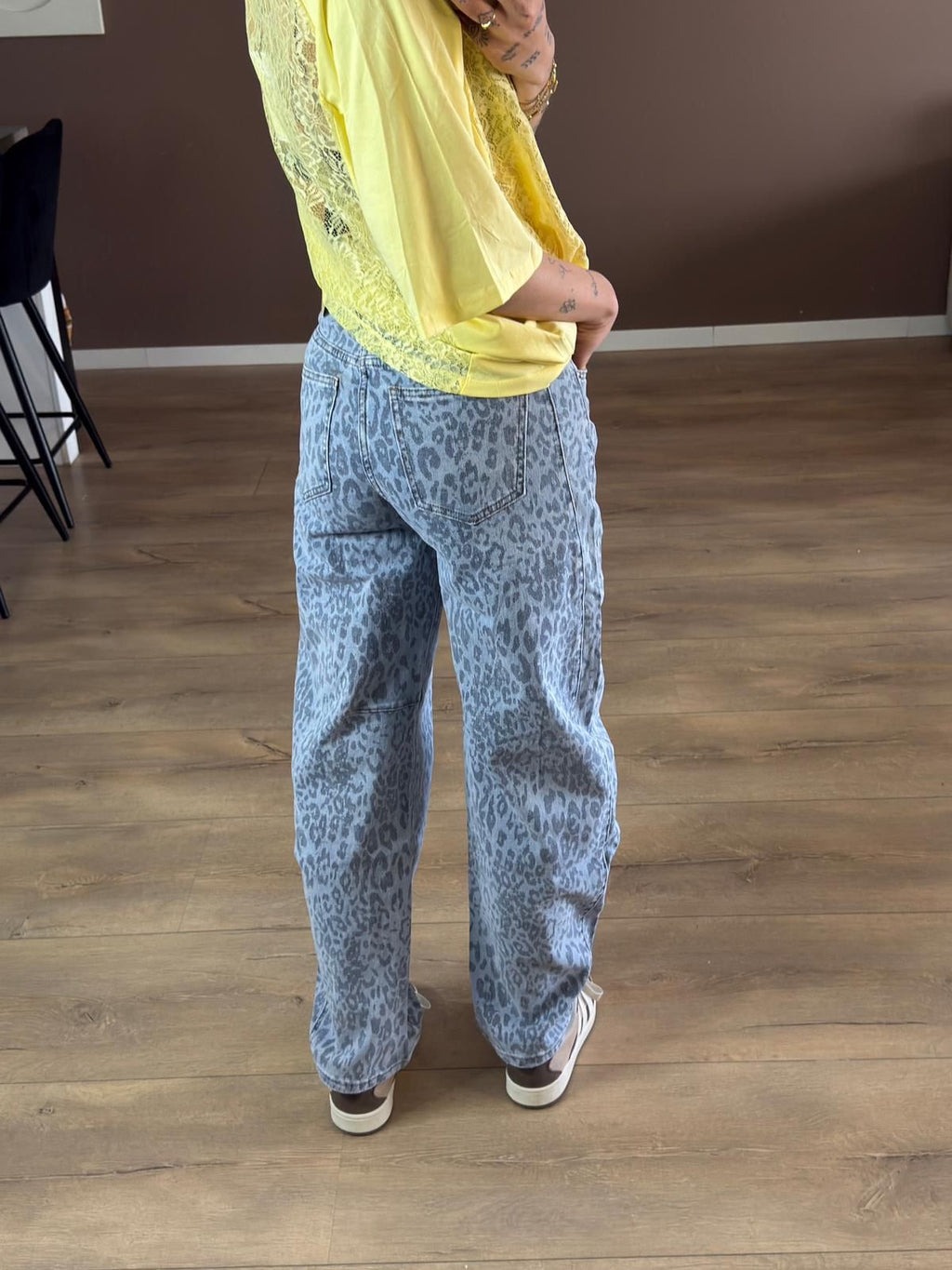 Light leopard jeans