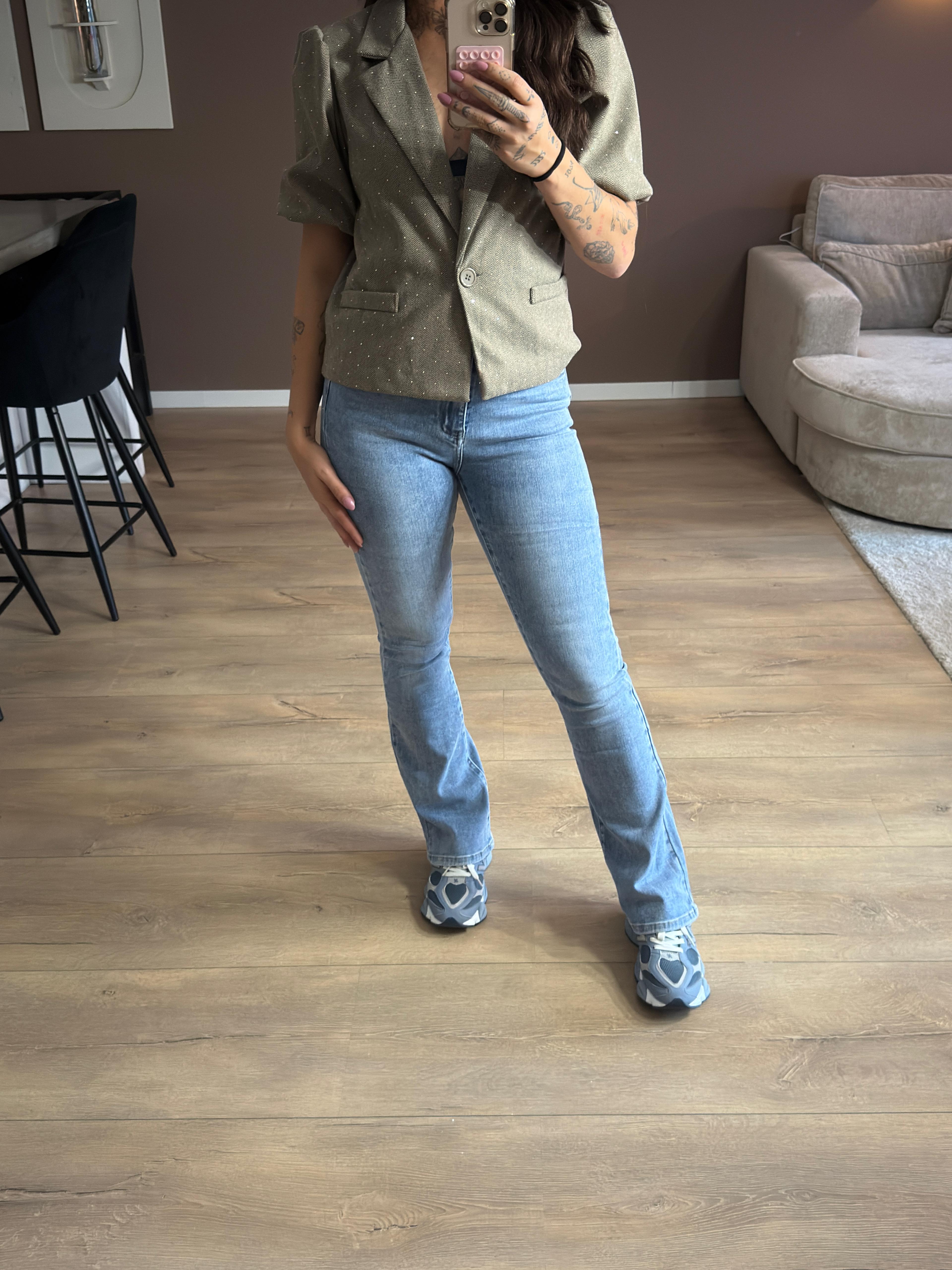 Claudia flare jeans