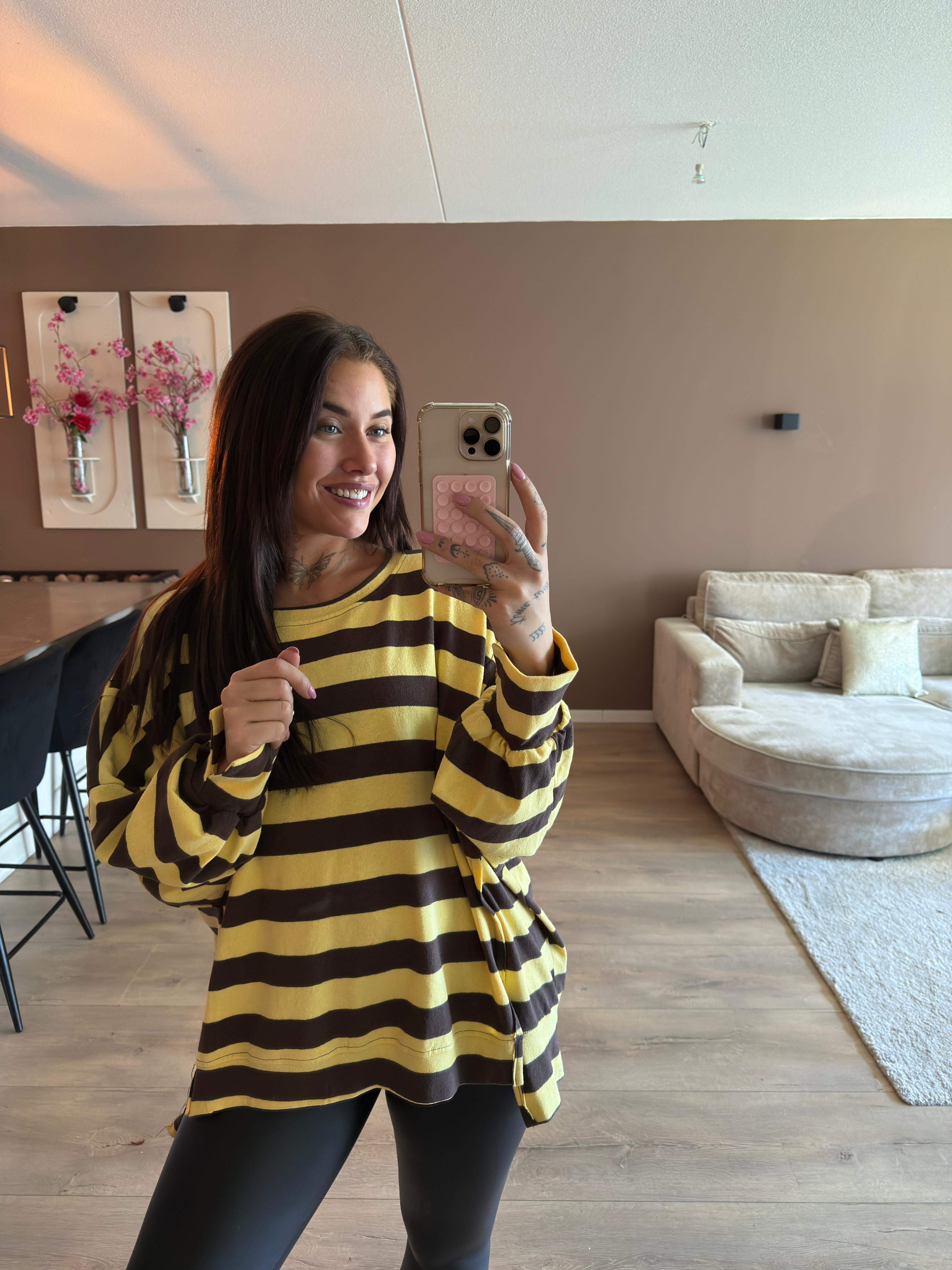 Vinly sweater