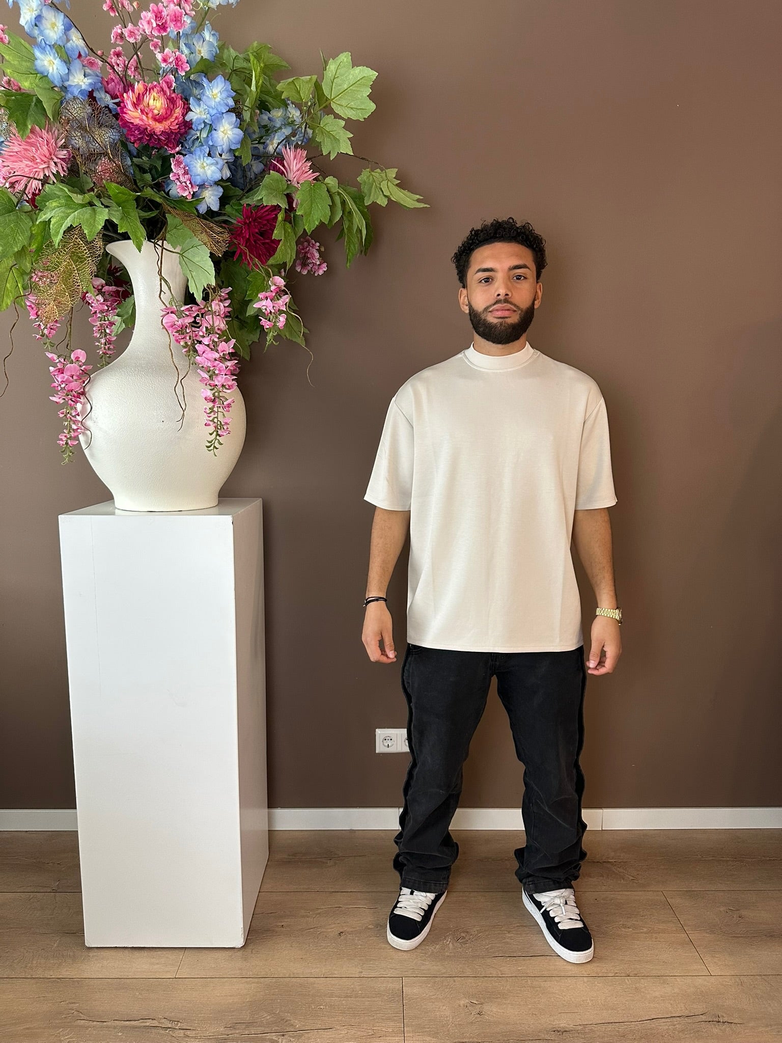 THE HIGHTOP SHORTSLEEVE BEIGE (C126)