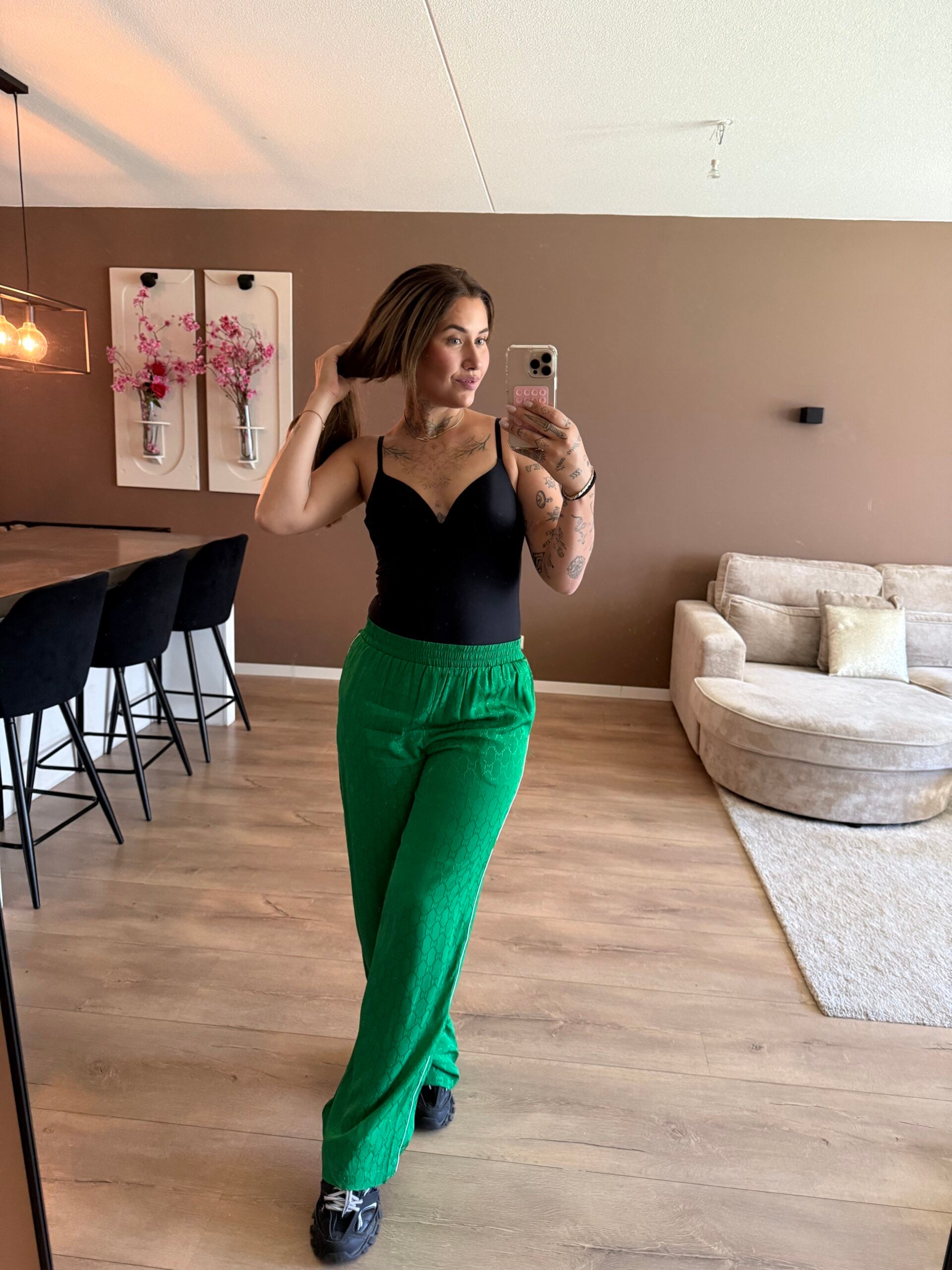 THE EXCLUSIVE SATIN JOGGER - GREEN