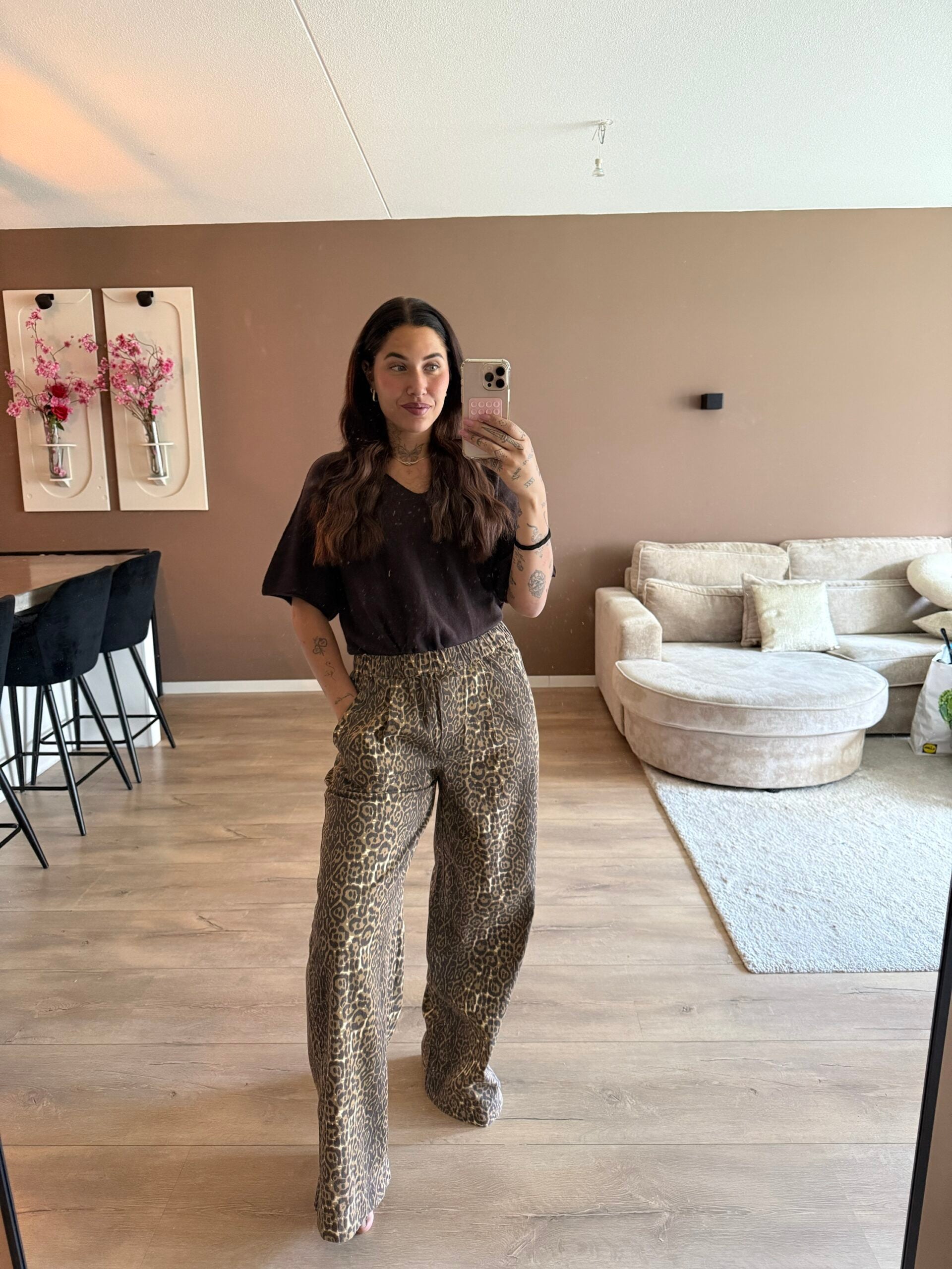 Leopard jogger