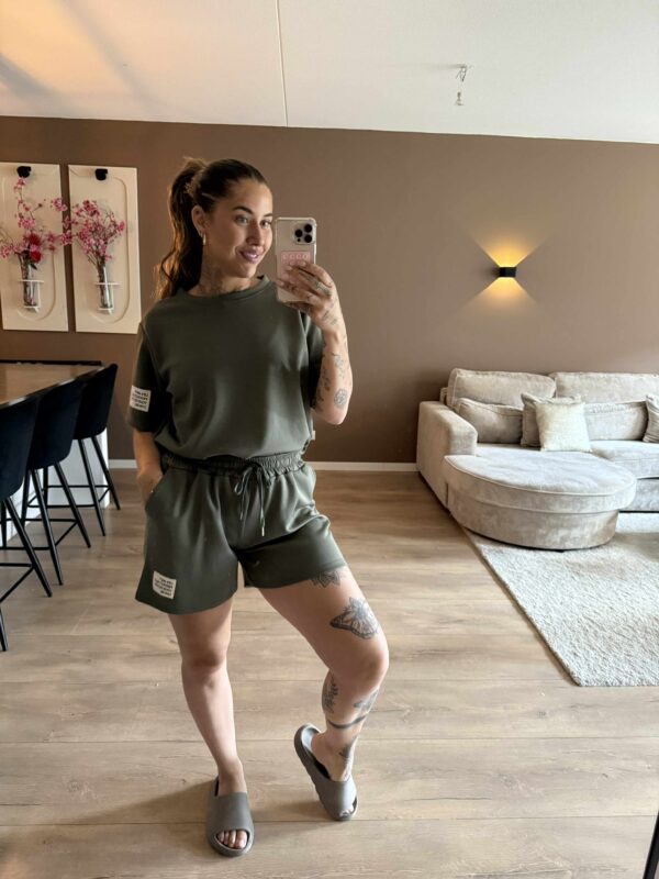 THE new khaki LIFE ISN'T GOOD SET - Afbeelding 2