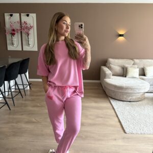 Life isn’t perfect long pink